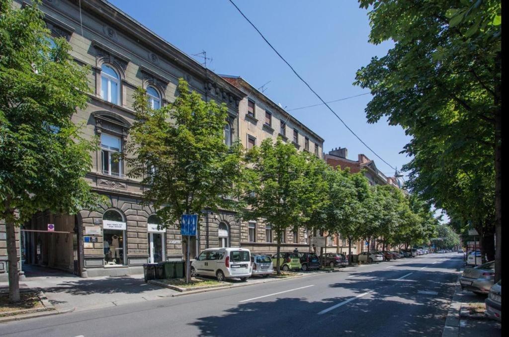 Lux Nice City Center With Private Parking Zagrzeb Zewnętrze zdjęcie
